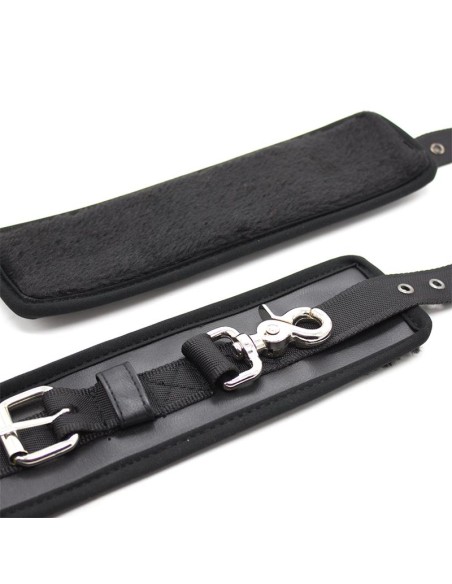 Esposas de Cuero Mosqueton Grande Negro Esposas de Cuero Mosqueton Grande Negro