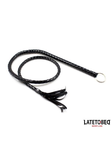 Latigo Negro Brillante 138cm