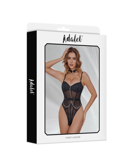 Veronica Tedyy con Cadenas y Choker