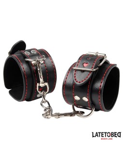 Esposas con Cadenas y Corazones 2