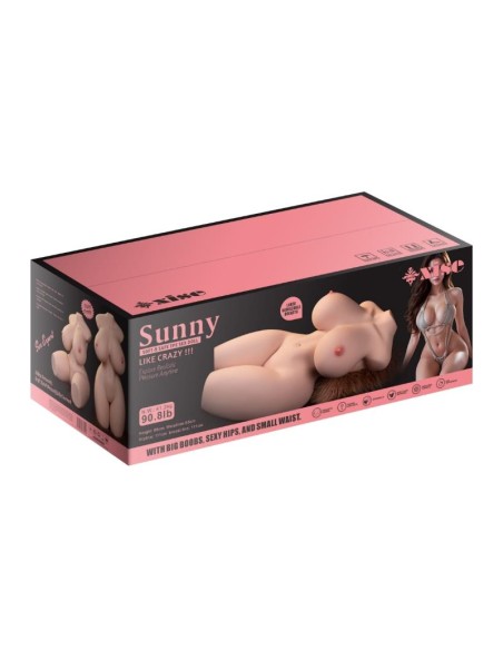 Sunny Masturbador Realista