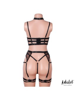 Hyacinth Set Sujetador Tanga y Liguero Negro 2