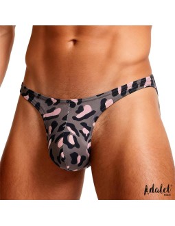 John Tanga Tiro Bajo Leopardo