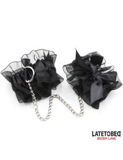 Set de 3 Piezas de Bondage Antifaz Esposas y Pezoneras 2