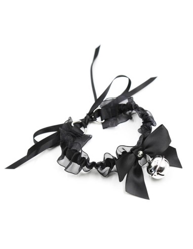 Collar con Lazo Cascabel y Encaje