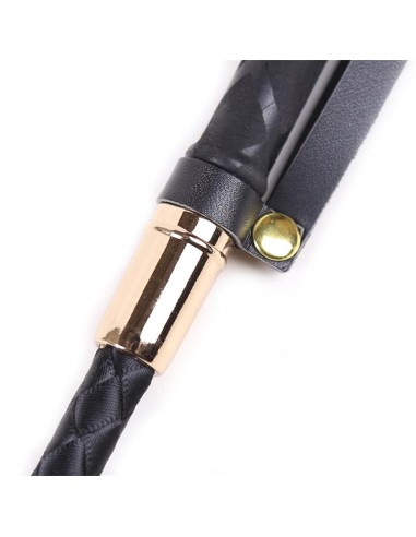 Fusta de Metal Negro y Dorado